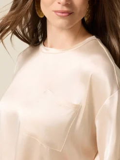 Blusa in raso con taschino