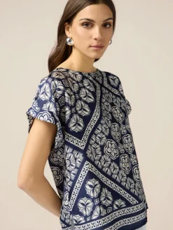Blusa in raso fantasia