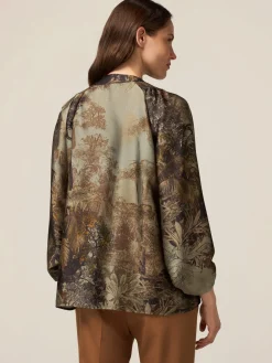 Blusa in raso fantasia con volant