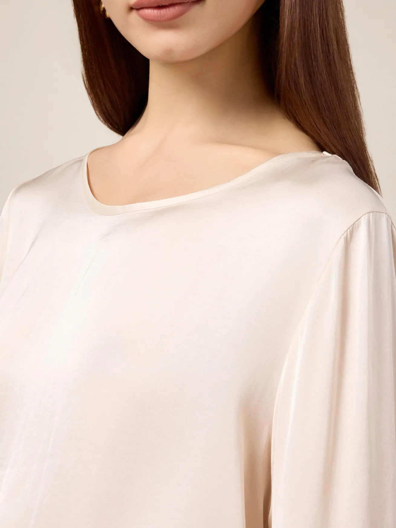 Blusa maniche lunghe in raso di viscosa