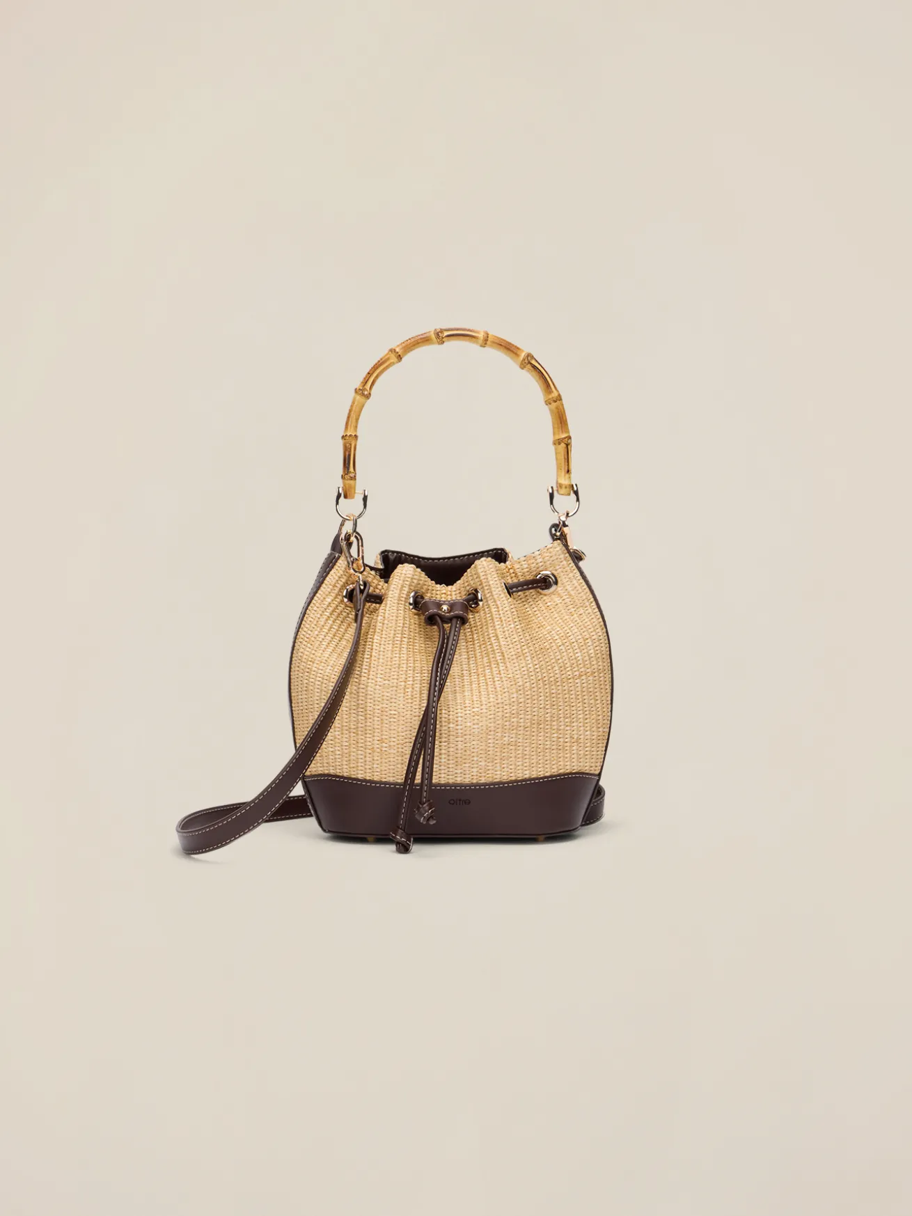Borsa a secchiello intrecciato