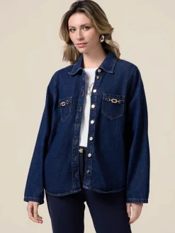 Camicia in denim con fibbie metalliche