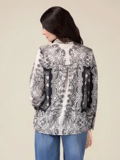 Camicia in raso fantasia