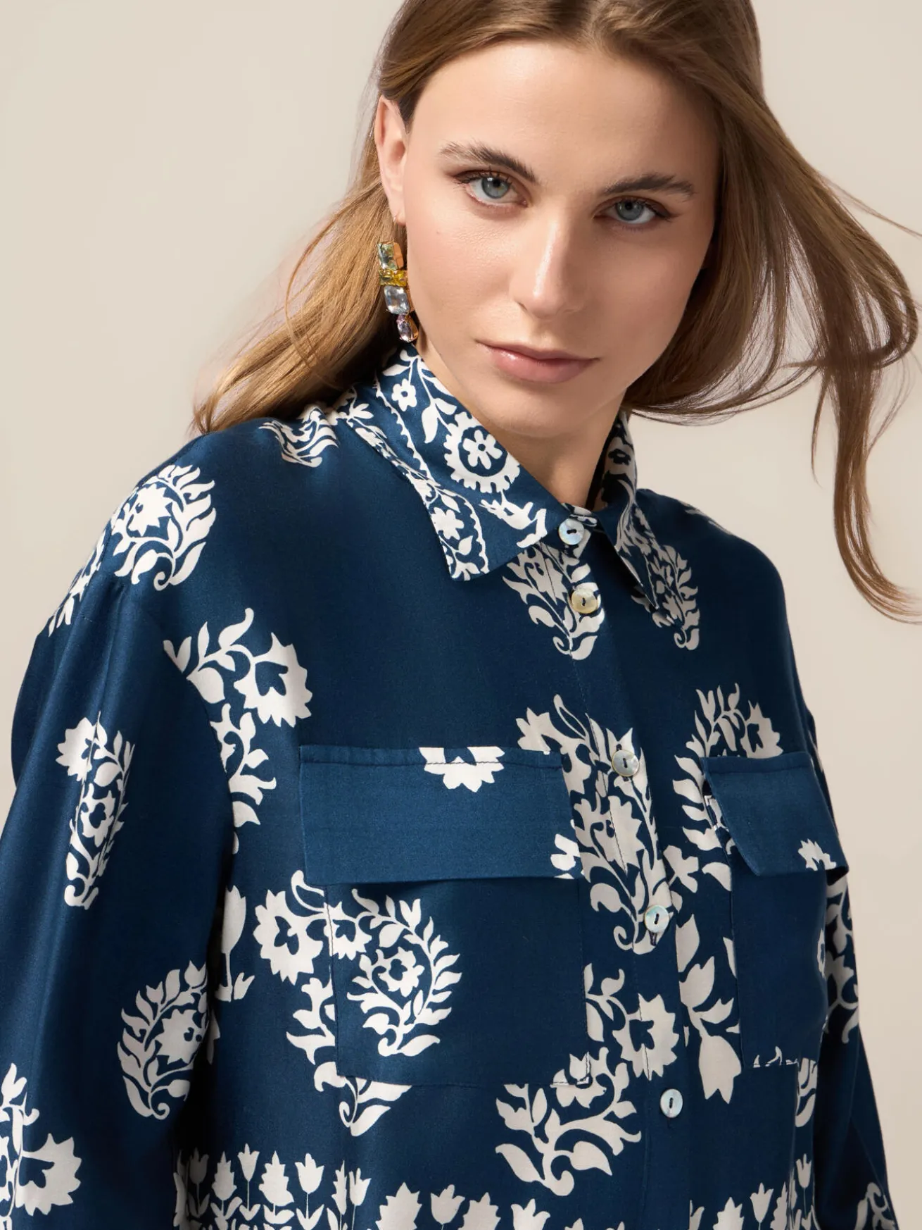 Camicia in viscosa fantasia