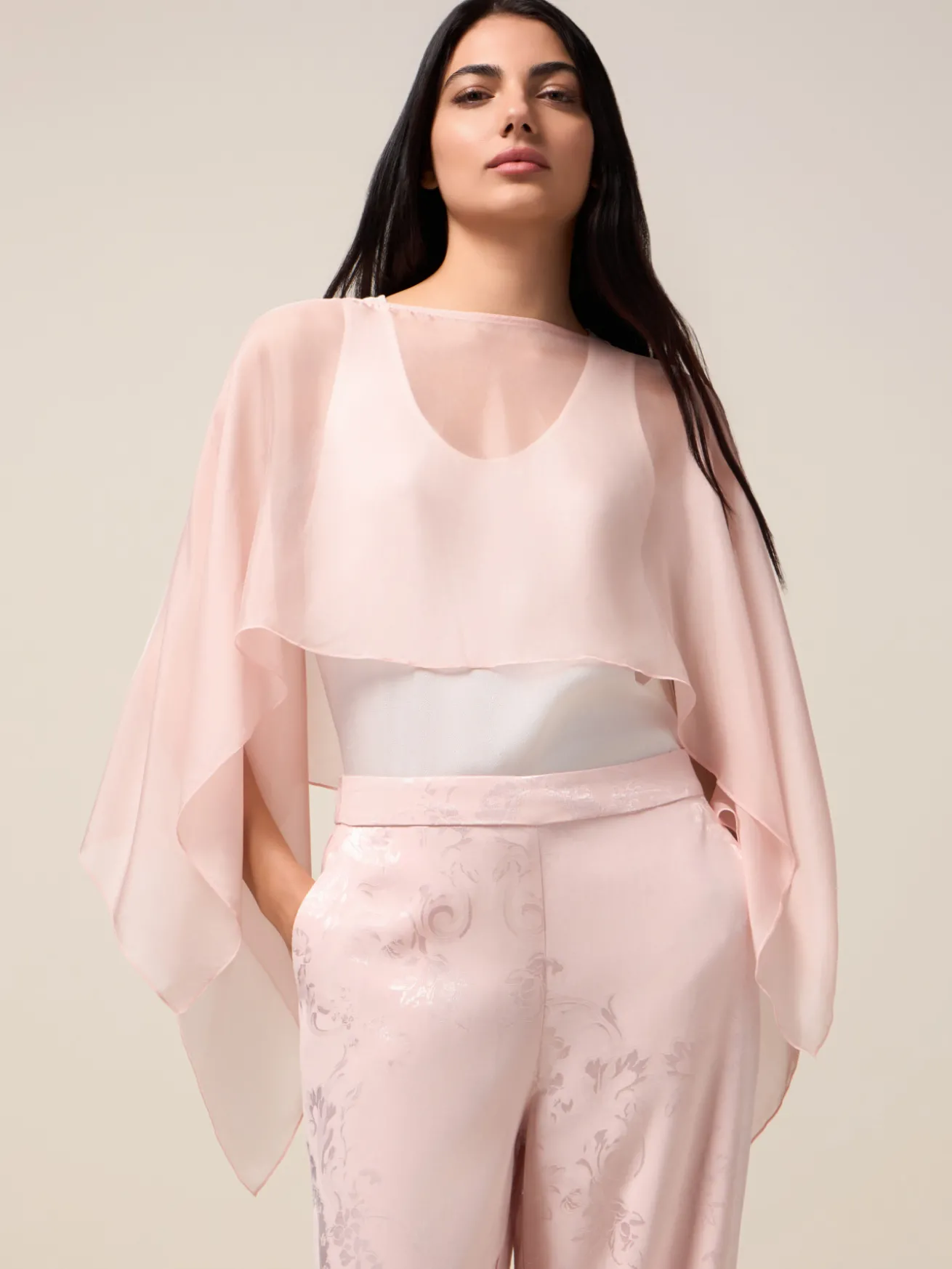 Coprispalle in chiffon misto seta