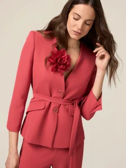 Giacca strutturata con fiore decorativo