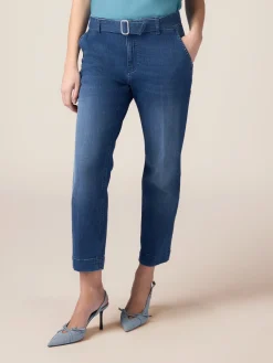 Jeans chino con cintura e fibbia gioiello