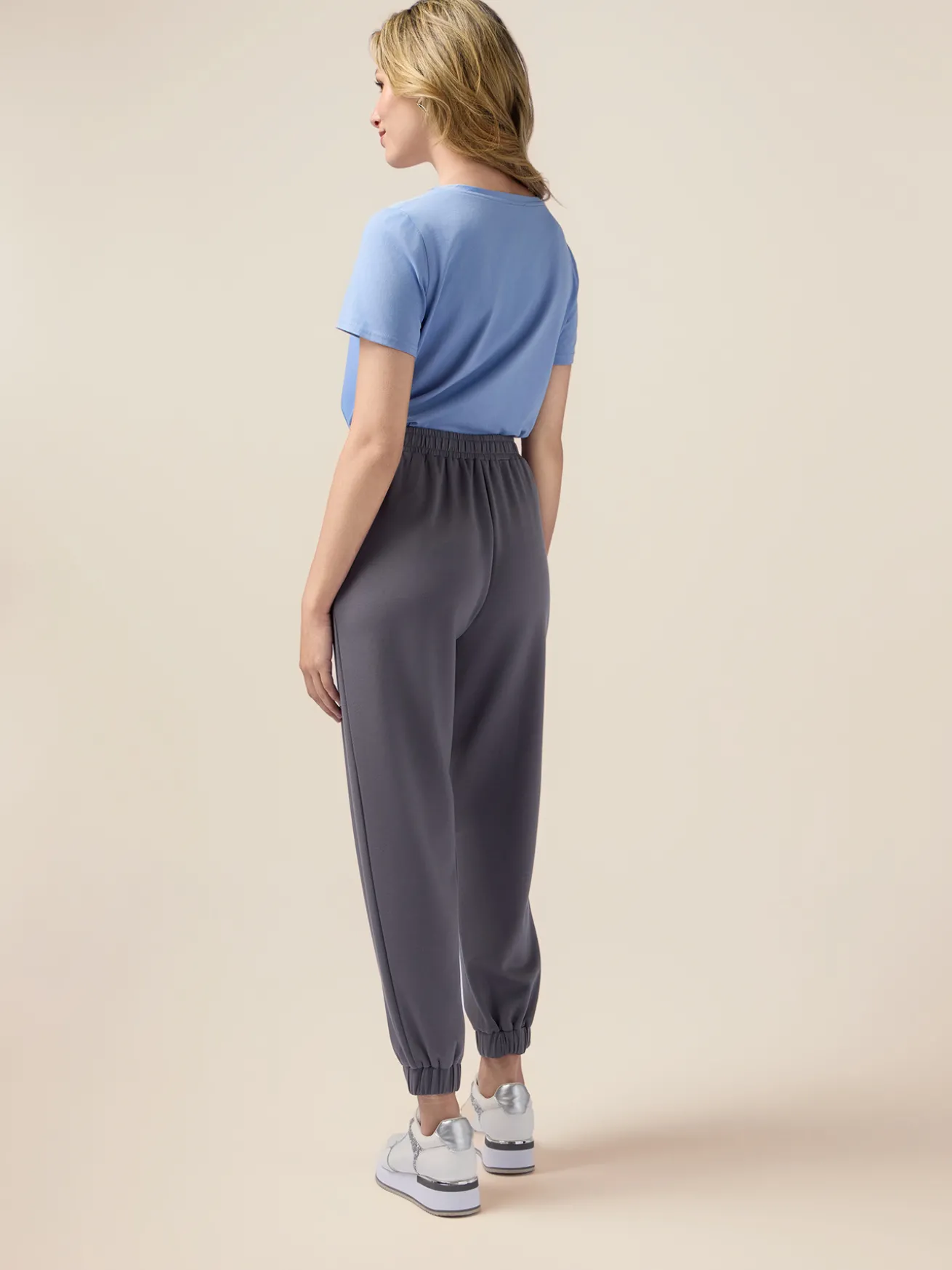 Joggers in jersey soft touch