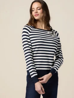 Maglia a righe con ricamo gioiello