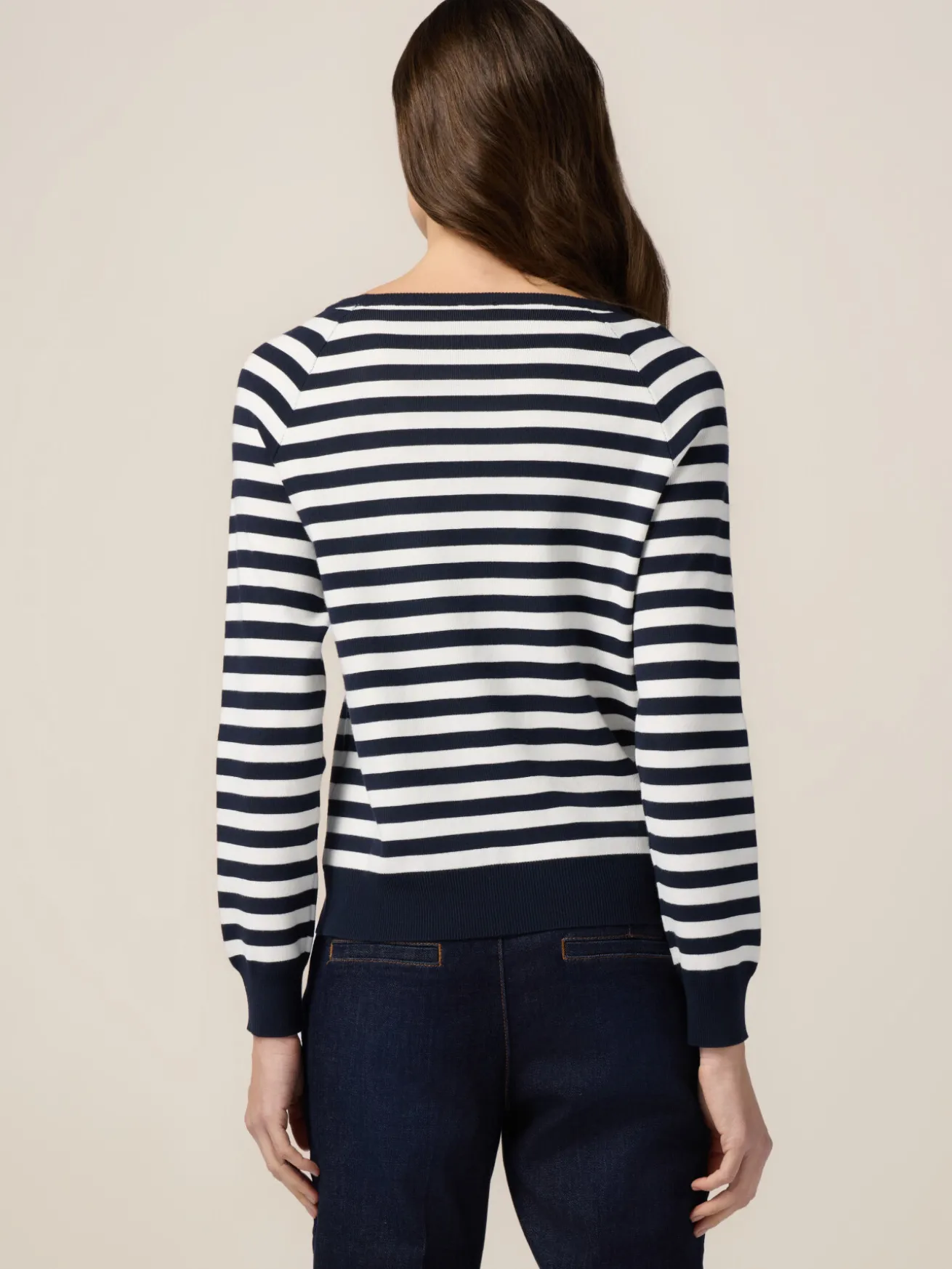 Maglia a righe con ricamo gioiello