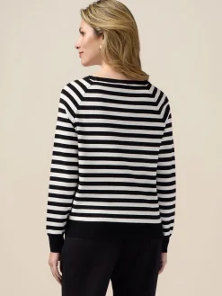 Maglia a righe con ricamo gioiello