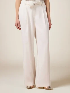 Pantaloni fluidi con cintura