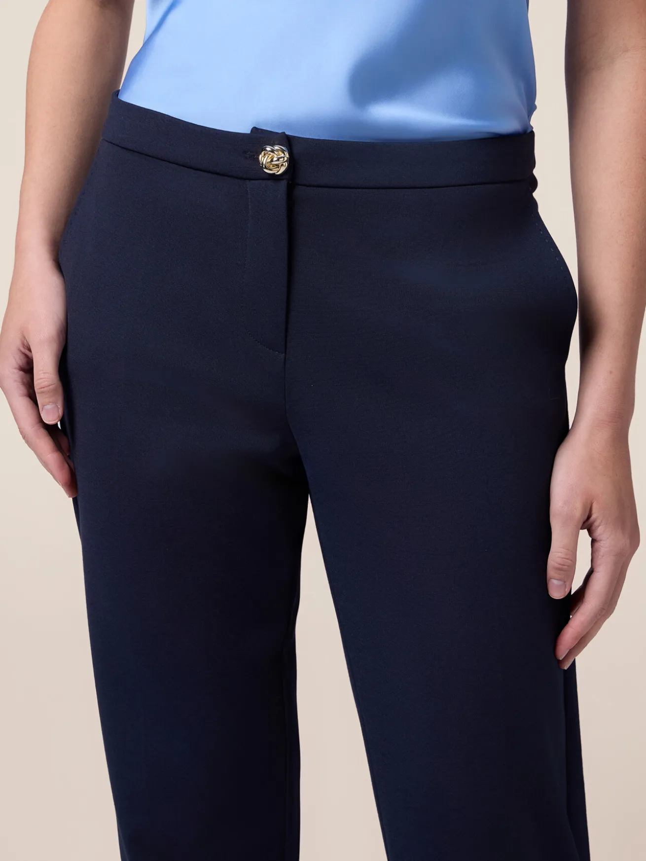 Pantaloni in punto milano