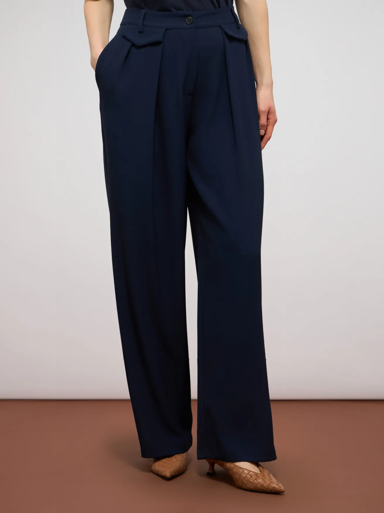 Pantaloni palazzo in tessuto fluido