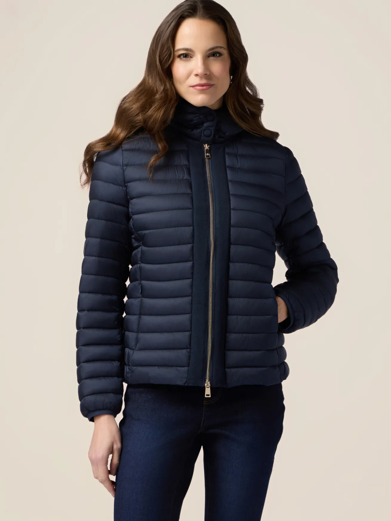 Piumino lightweight con cappuccio staccabile