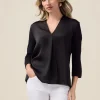 T-shirt bimaterica con scollo a V