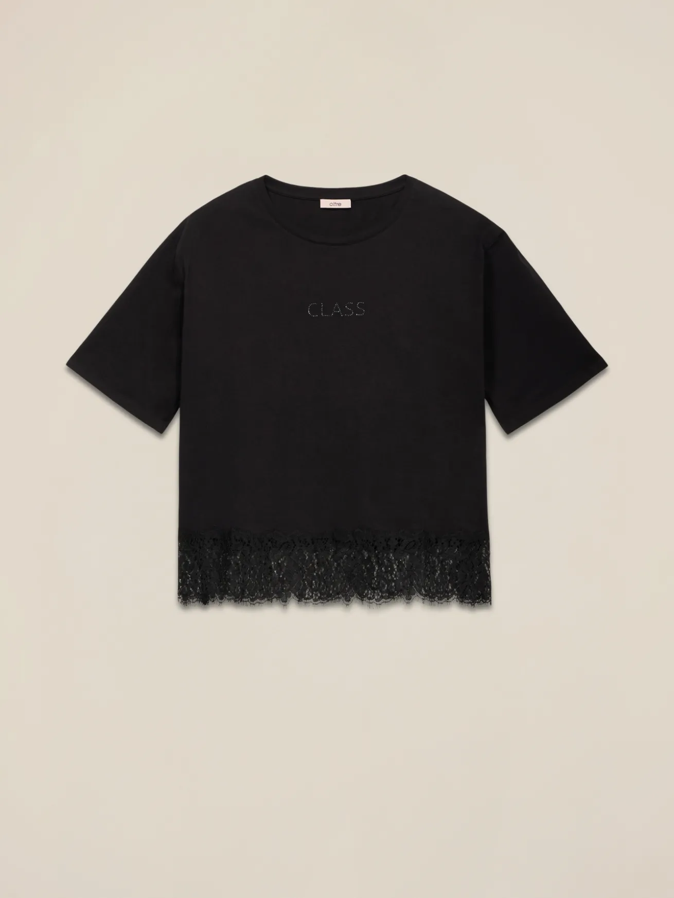 T-shirt con pizzo e applicazione lettering