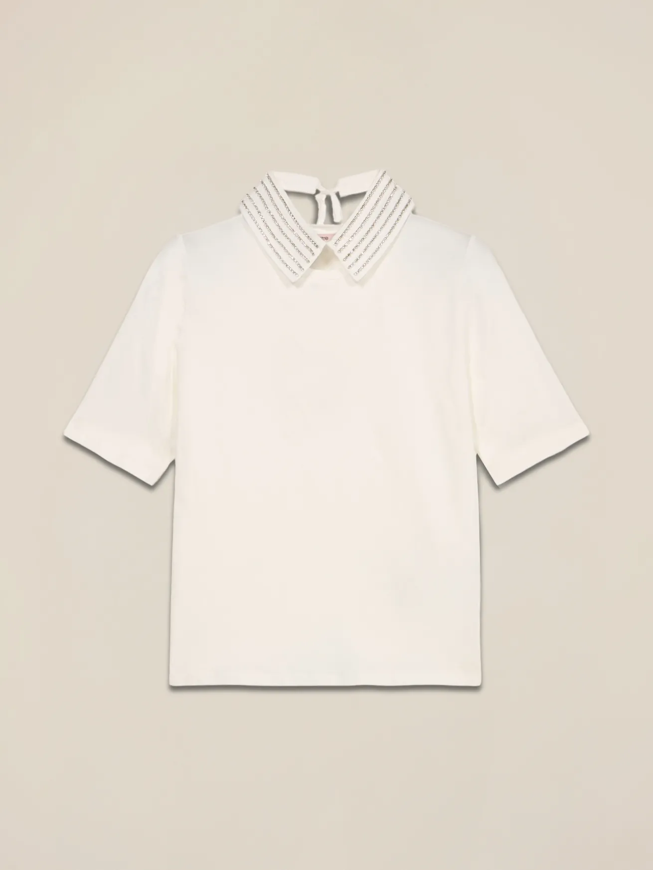 T-shirt maniche corte con colletto gioiello