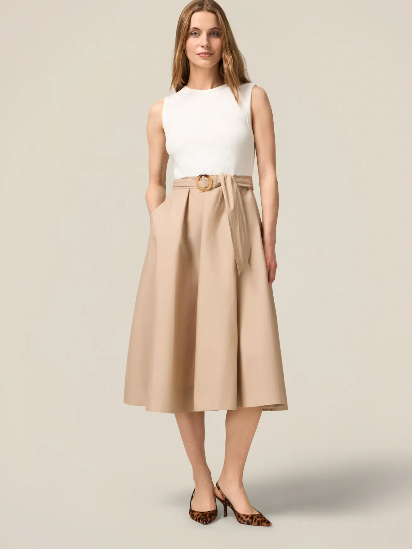 Vestito bicolor con cintura