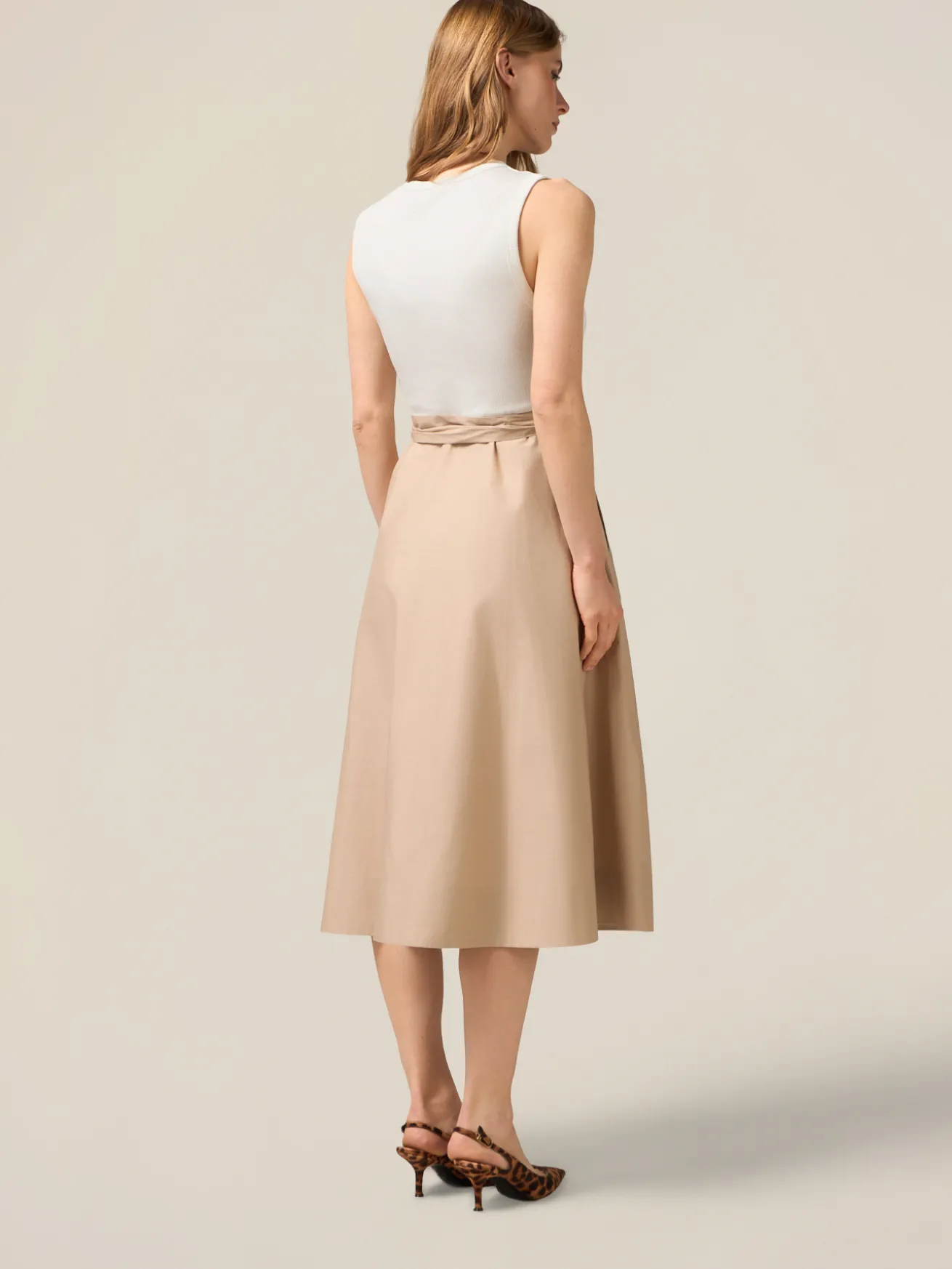 Vestito bicolor con cintura