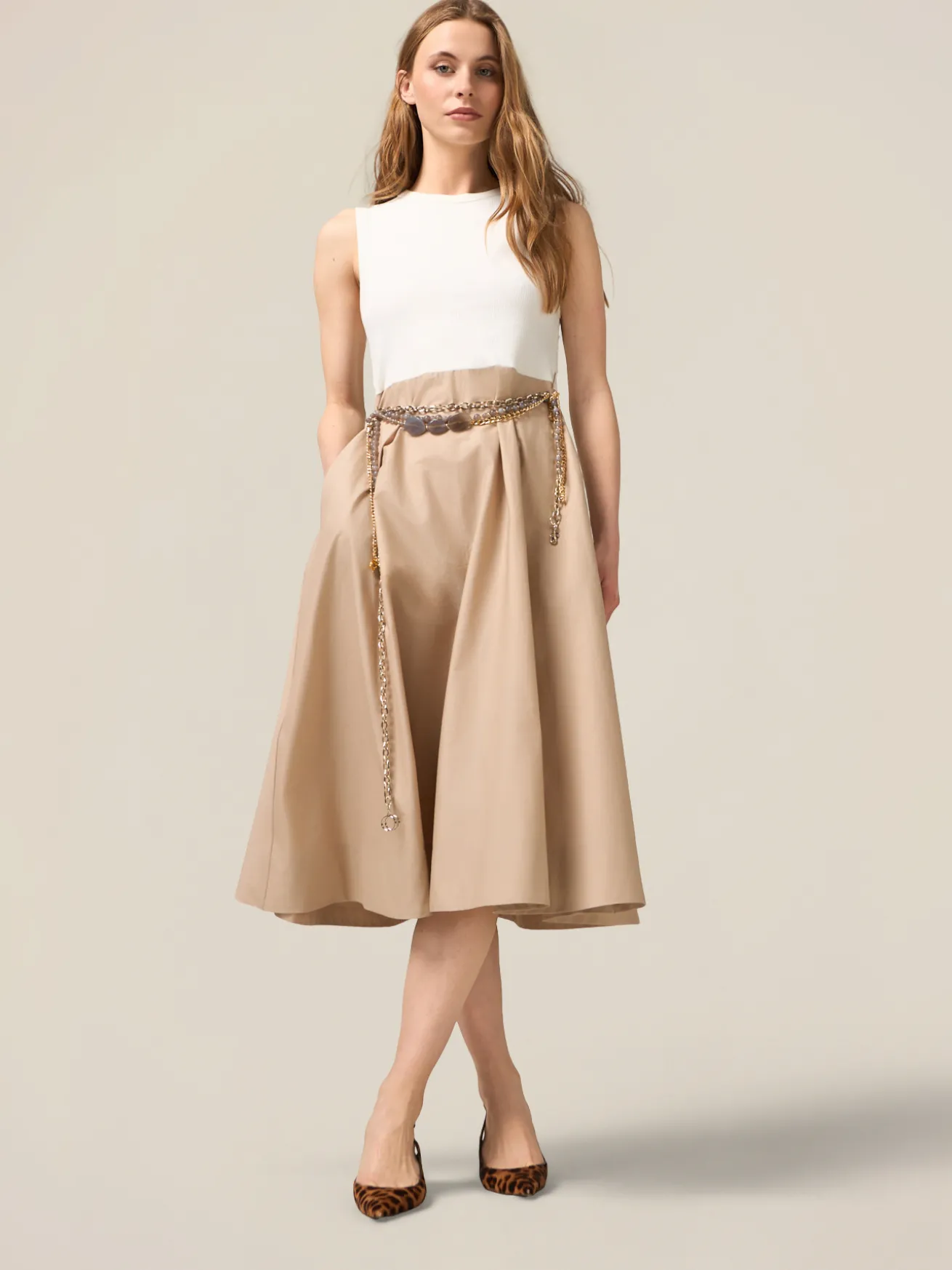 Vestito bicolor con cintura