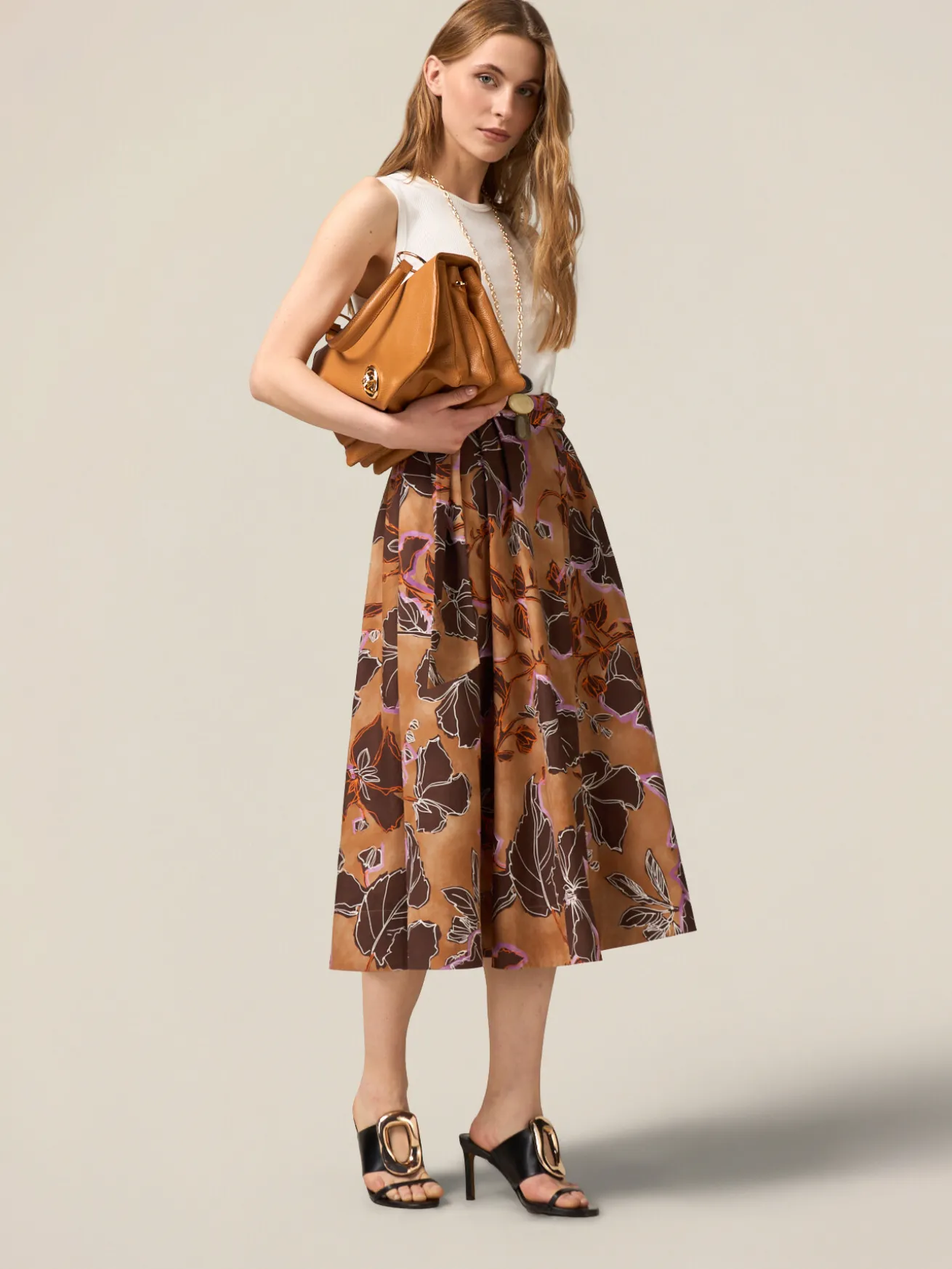 Vestito flare combinato con fusciacca